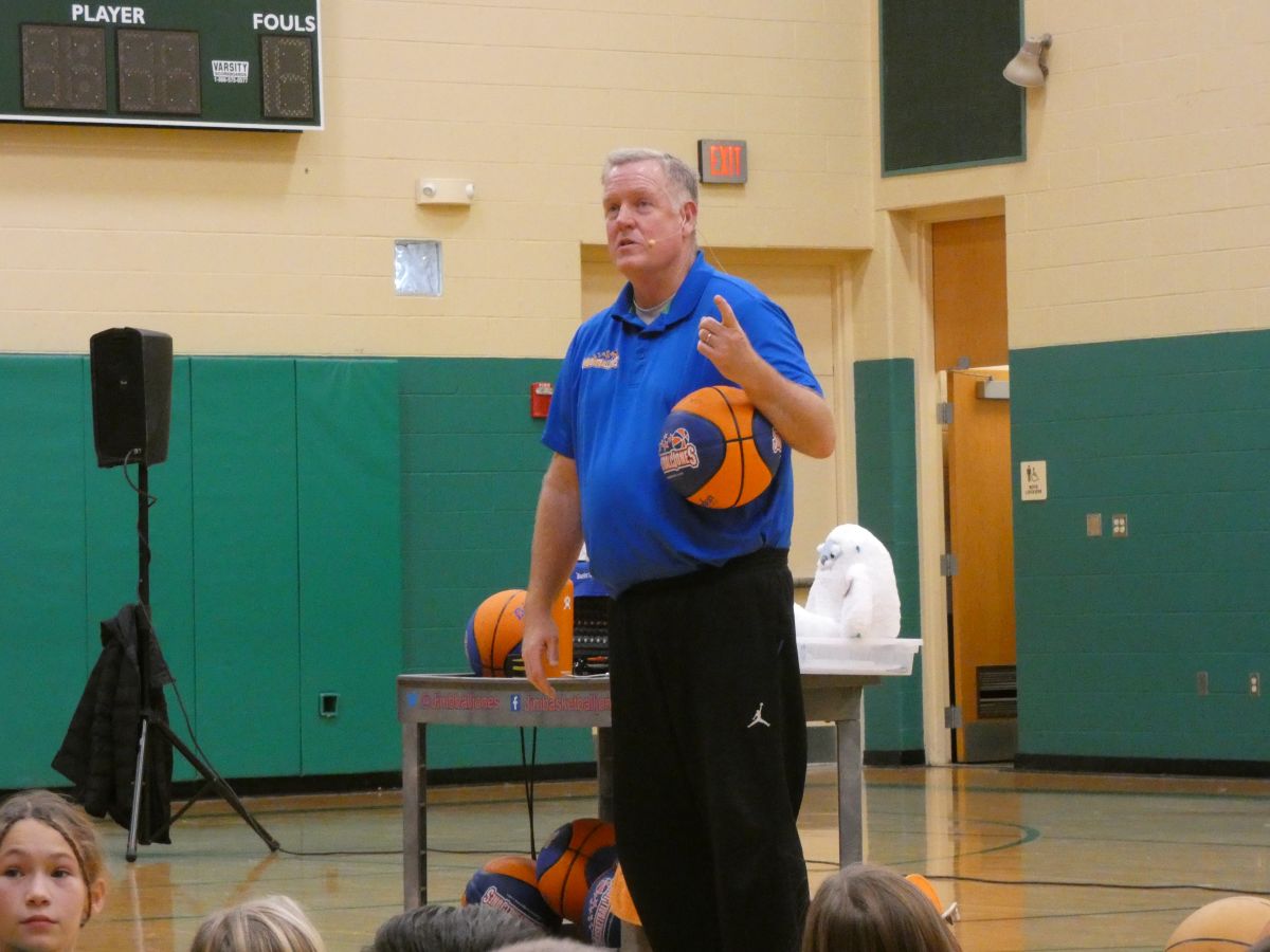 West Branch Middle School Motivational Speaker Jim Basketball