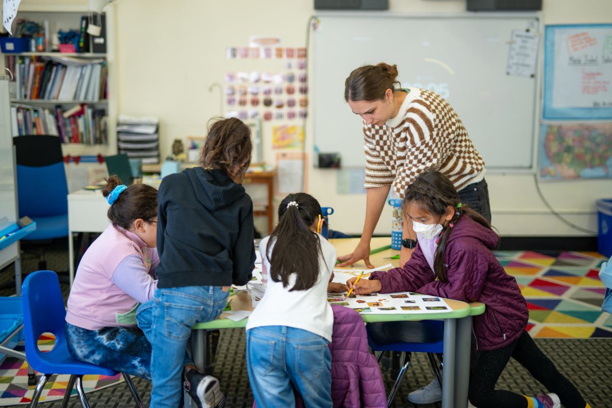 3rd Grade Girl Scouts Collecting Towels & Blanket donations for the