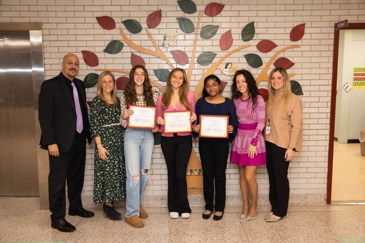 Glen Cove High School Announces Class of 2024's Top Ten Students