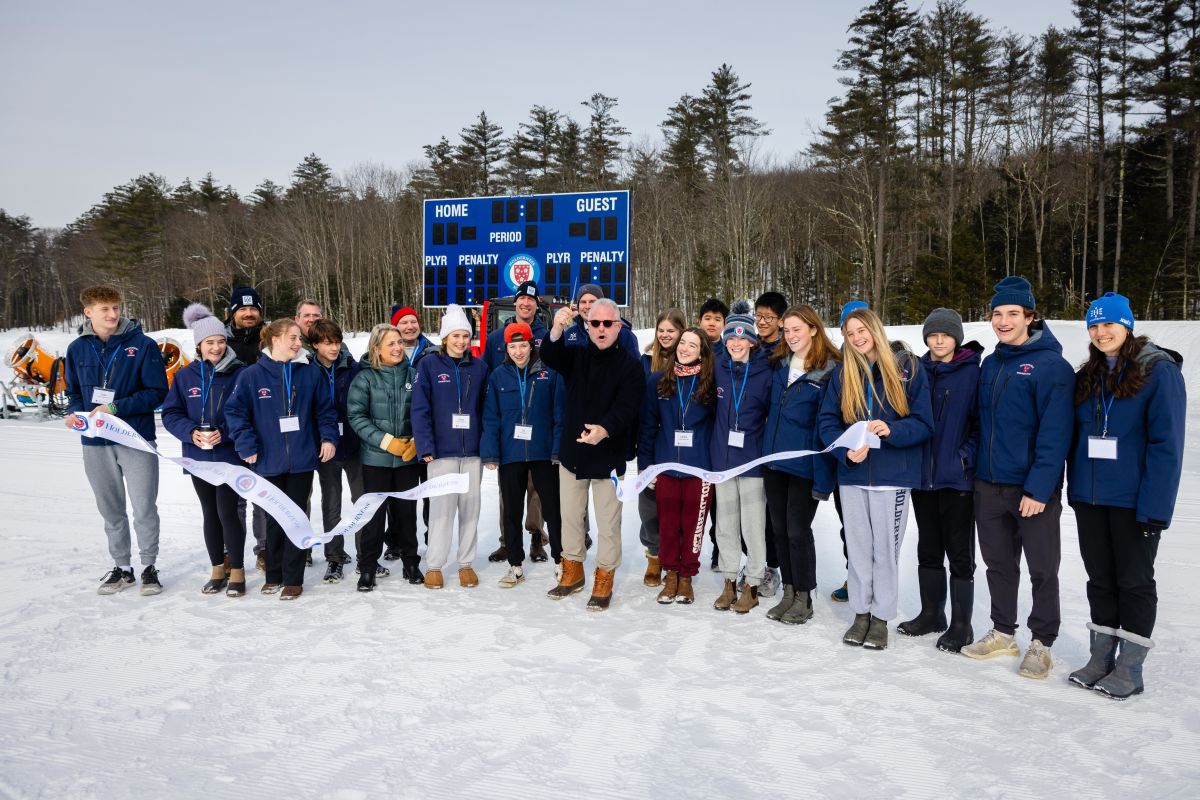 Holderness Dedicates the Davis Cross Country Ski Trails story