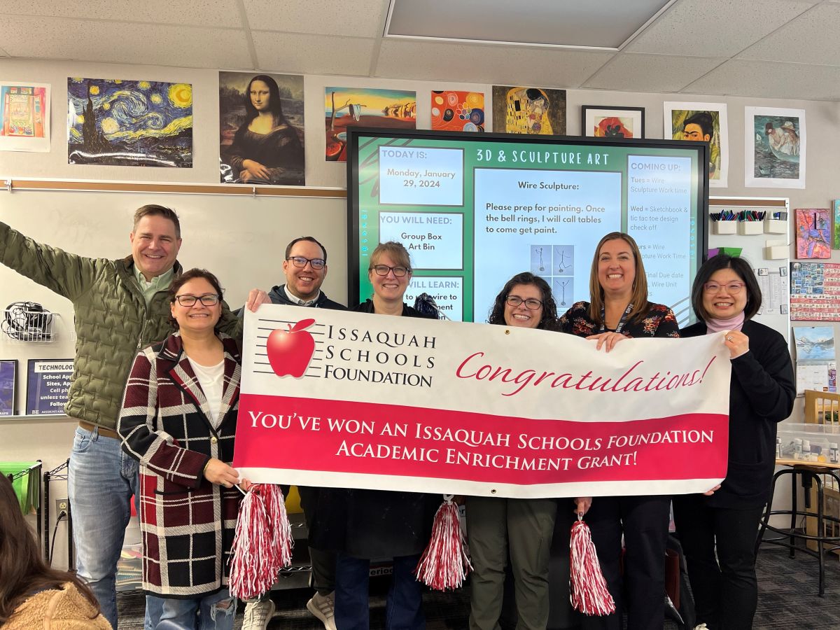 Teachers Win Issaquah Schools Foundation Grant! | News Article - Beaver ...