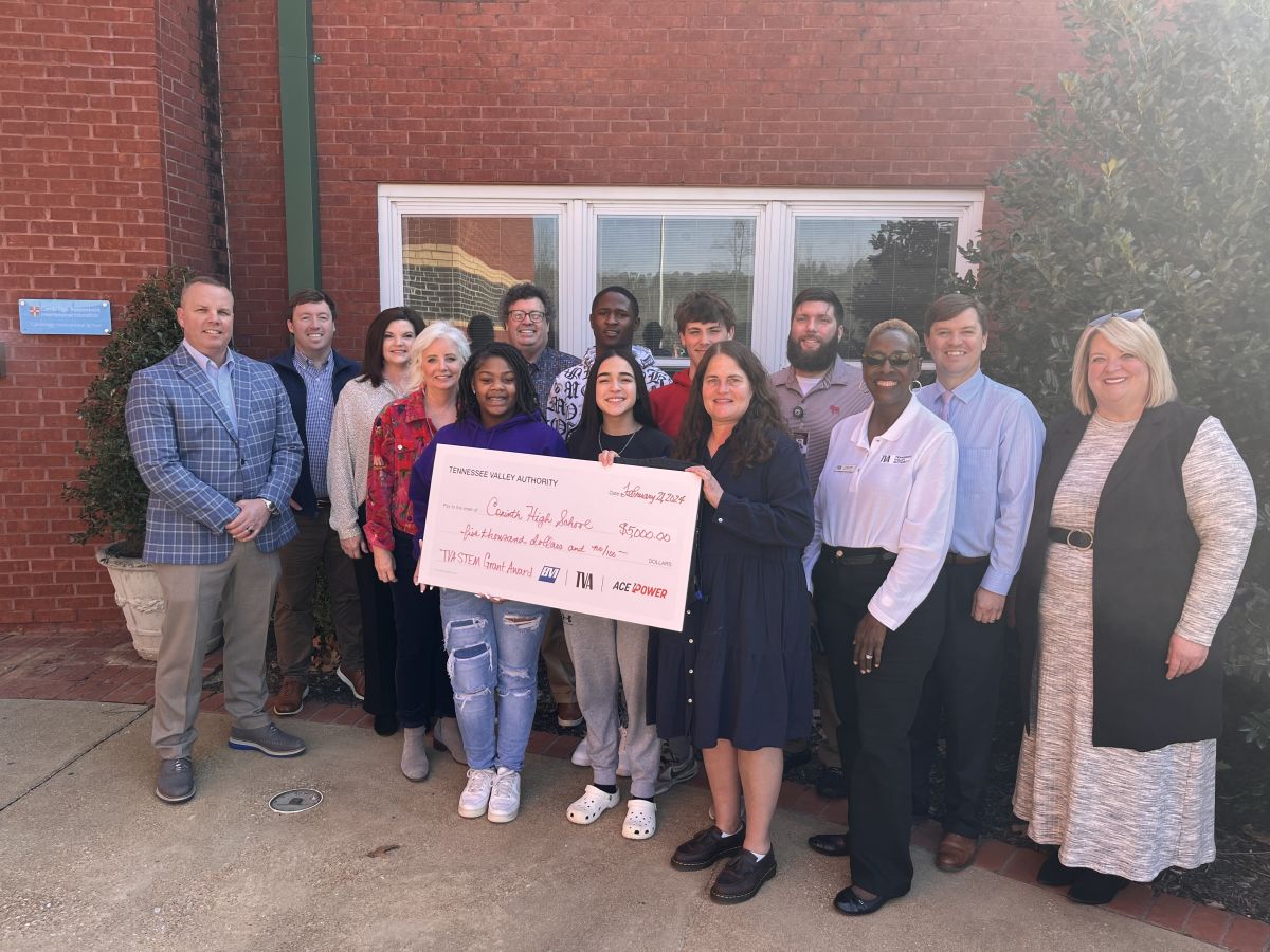 Corinth School District Receives Two STEM Grants from TVA Details