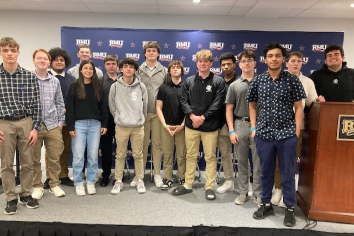MAHS Students Participate in RMU Academic Immersive Experience Post