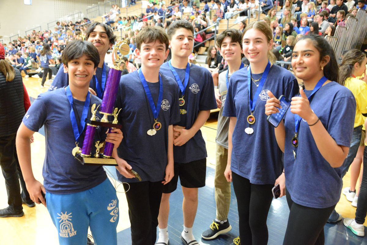 Destination Imagination teams impressed the appraisers with creativity and  craftsmanship at two tournaments | News