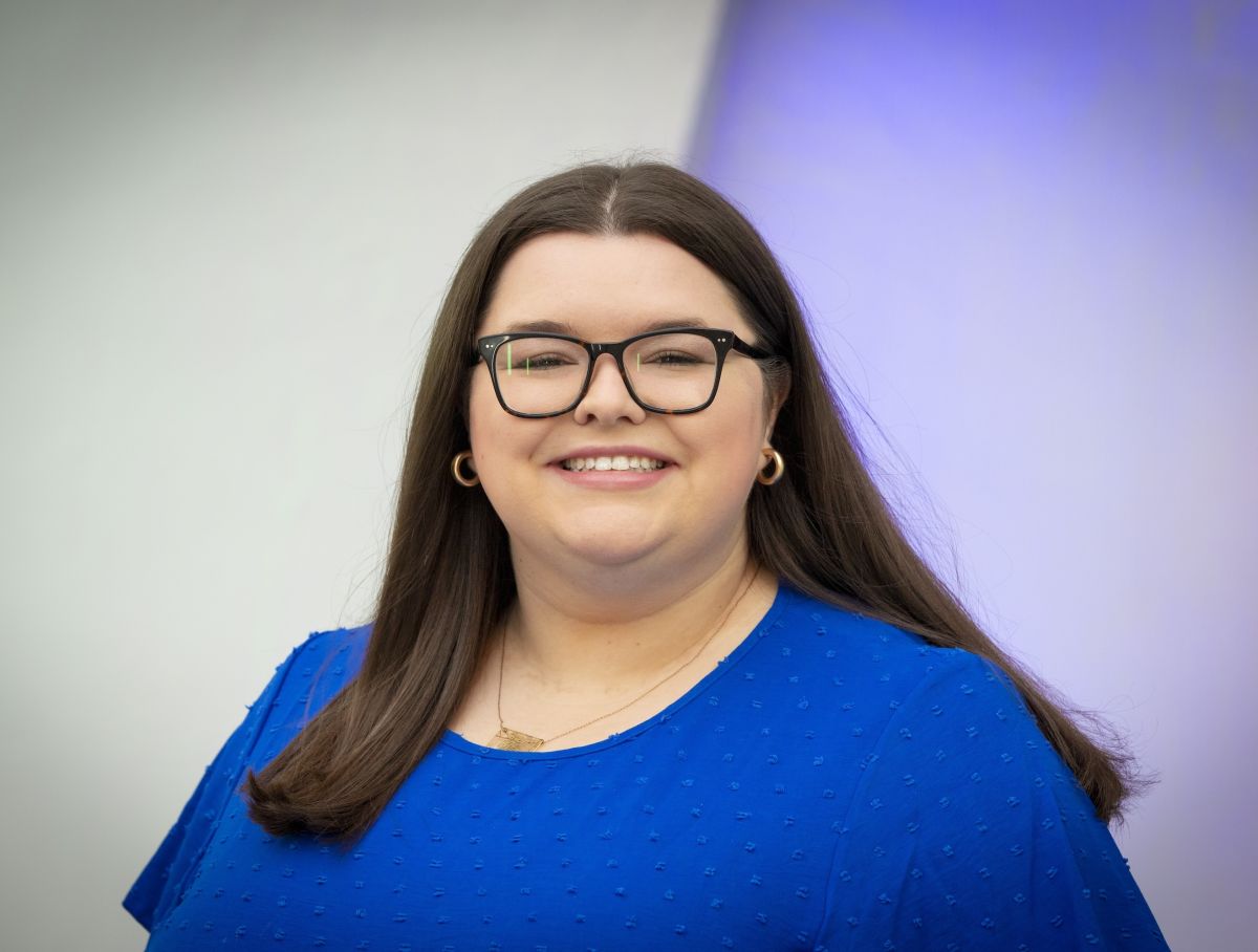Alumnae Board Welcomes President Emma Less ’13 | News Detail