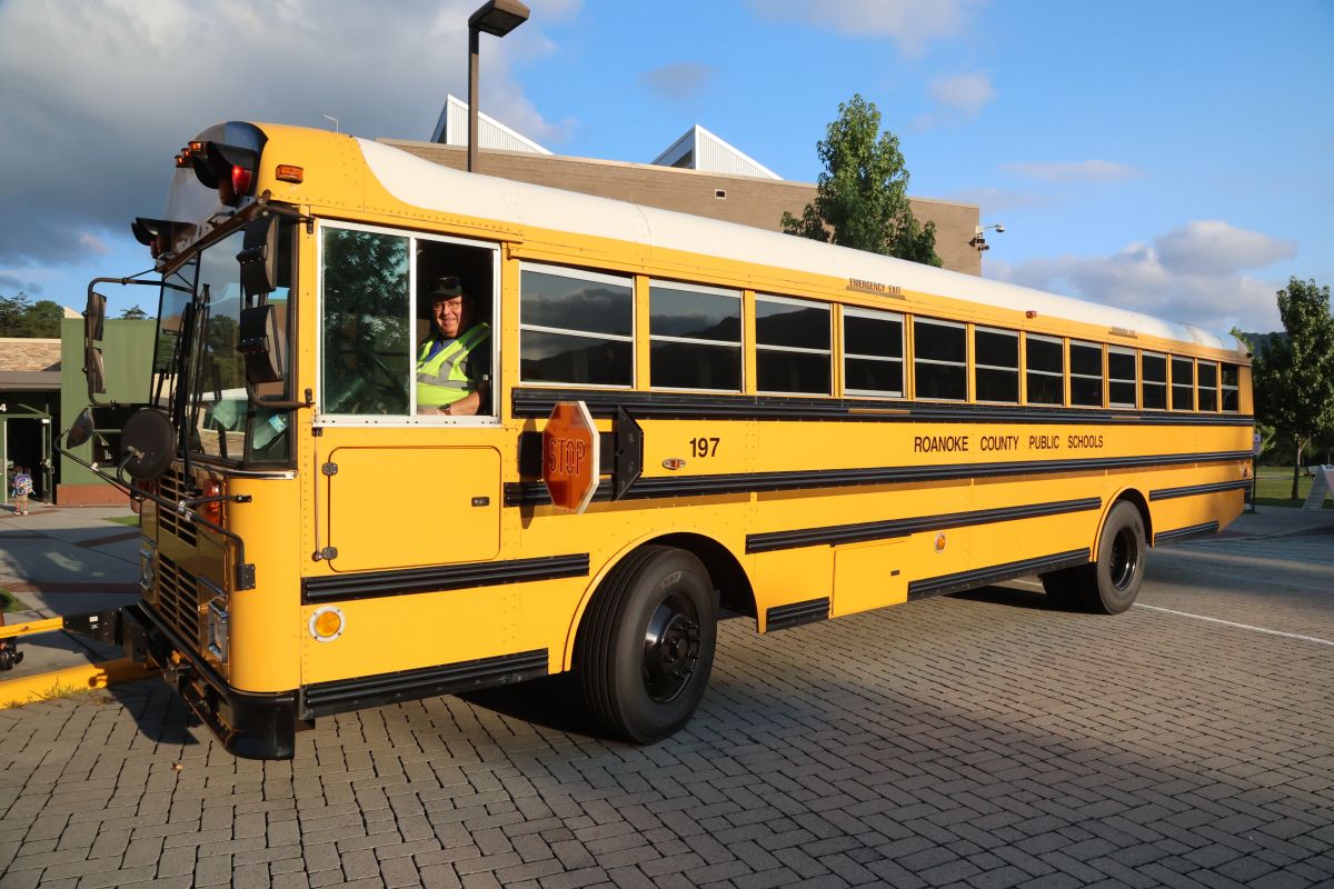 school-buses-return-to-roanoke-county-roads-thursday-morning-bcat