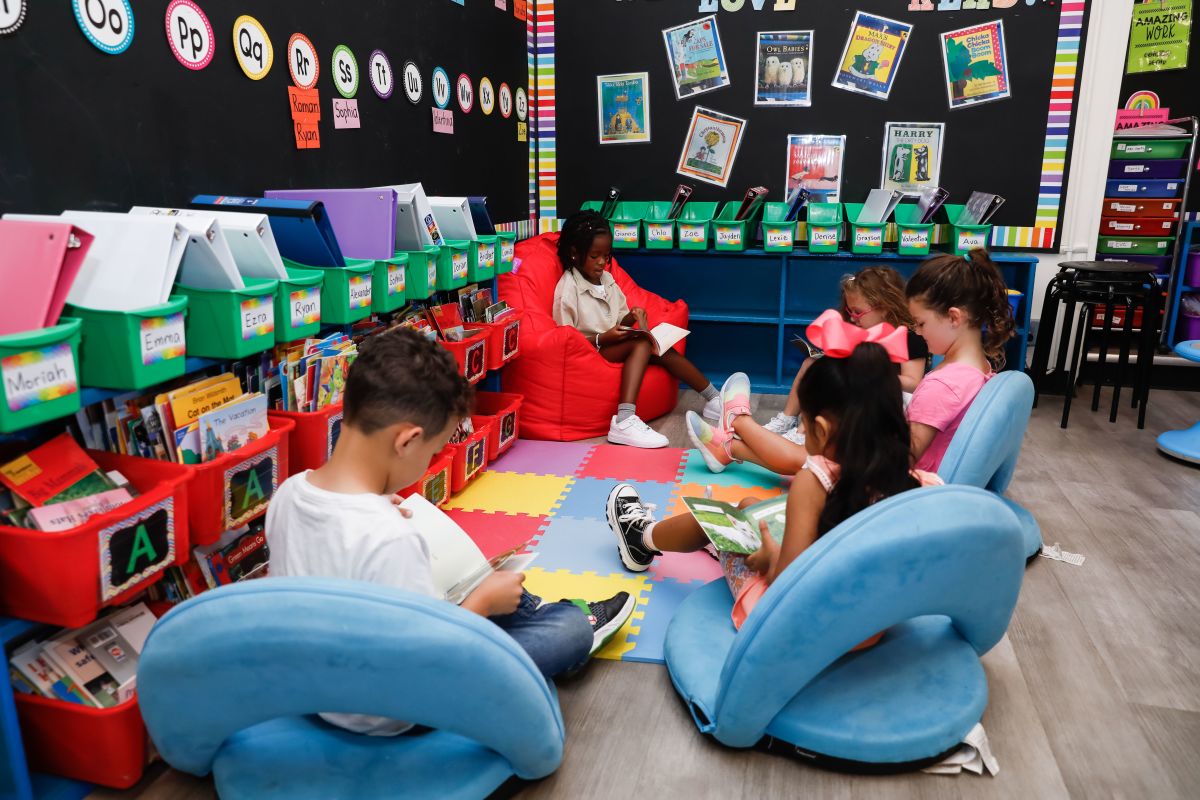 Glen Cove Schools Thank the Glen Cove Education Foundation for Generous Glen Cove Schools Thank the Glen Cove Education Foundation for Generous