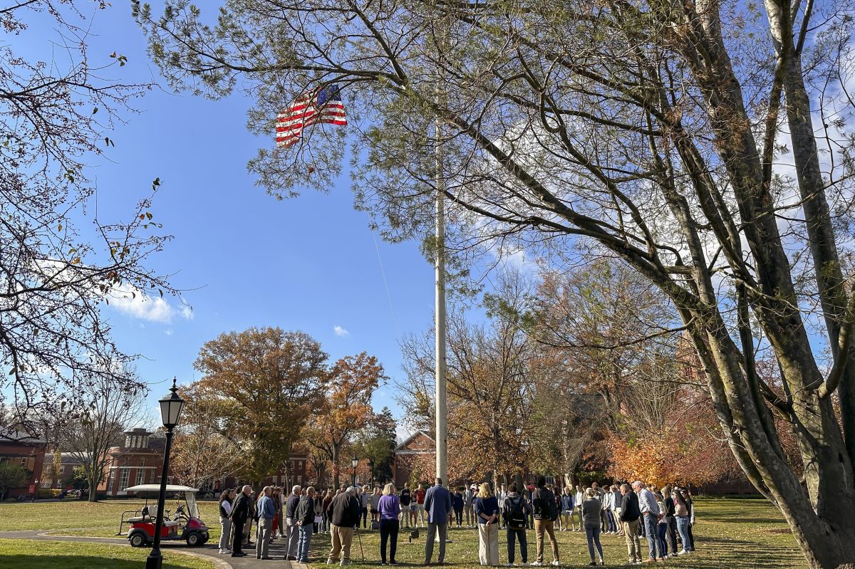 Lawrenceville Honors Veterans, Past and Present | News Detail