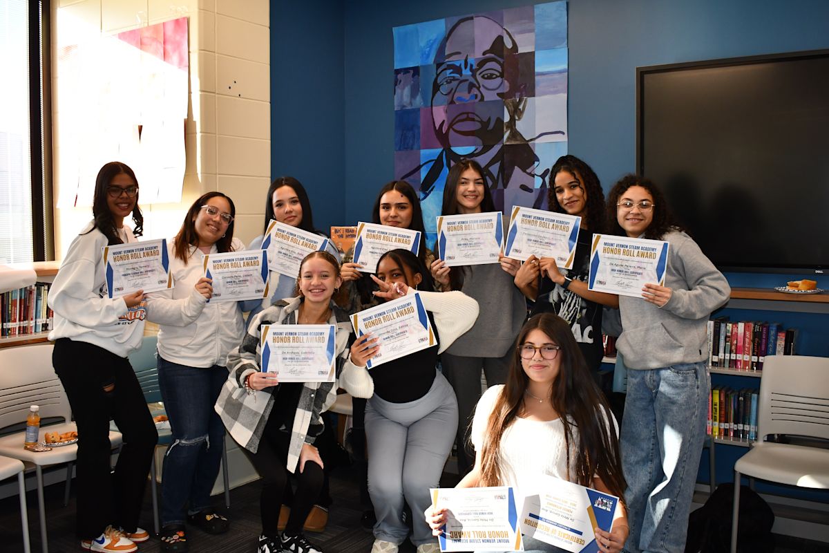Over 280 STEAM scholars given honor roll distinction in the