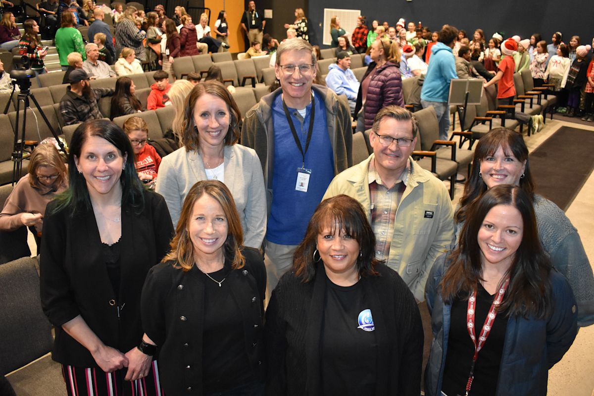 Theresa Ritz Fantastic 49 Honorees Shine at Showcase Meeting | Posts Details/Default ...
