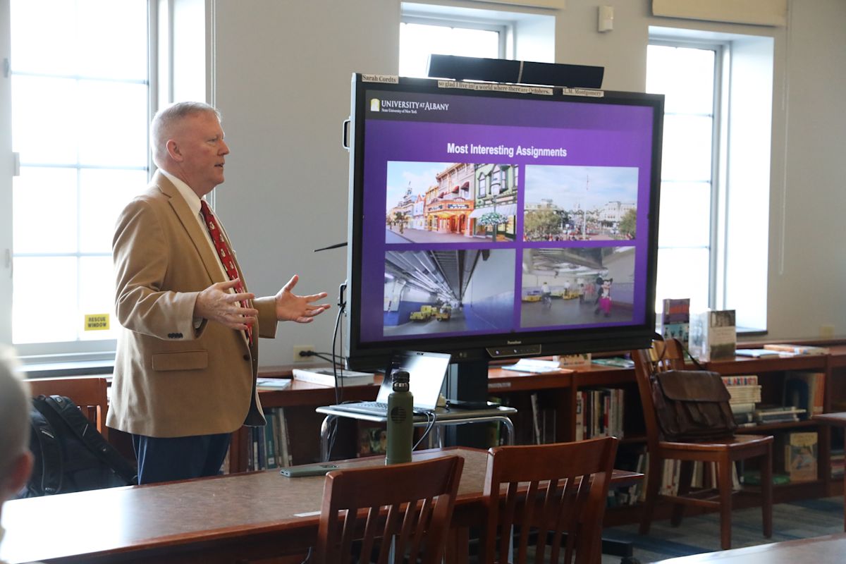 Biometrics and cybersecurity presenters speak to B-P students | Default ...