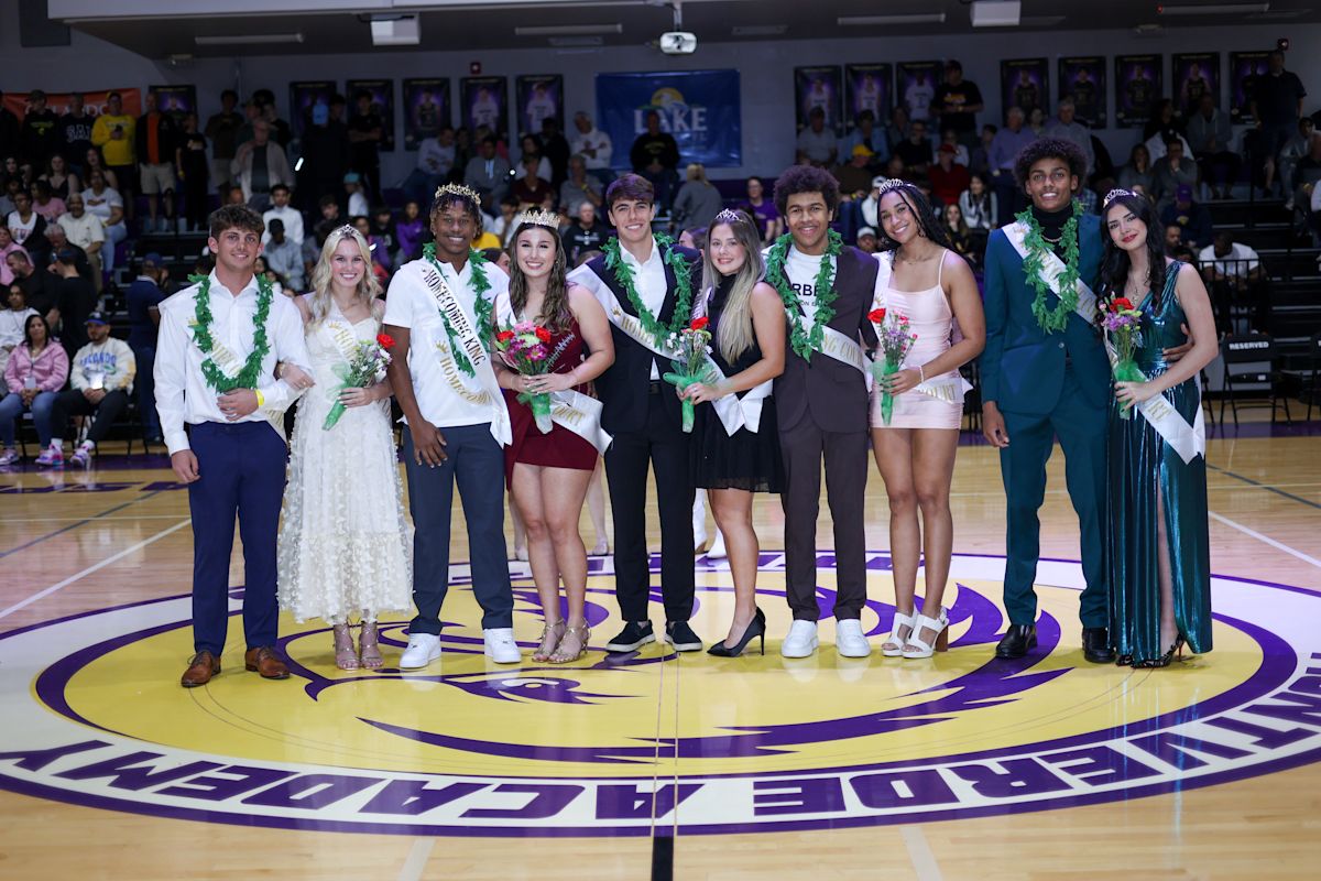 2025 Homecoming Court | News Detail