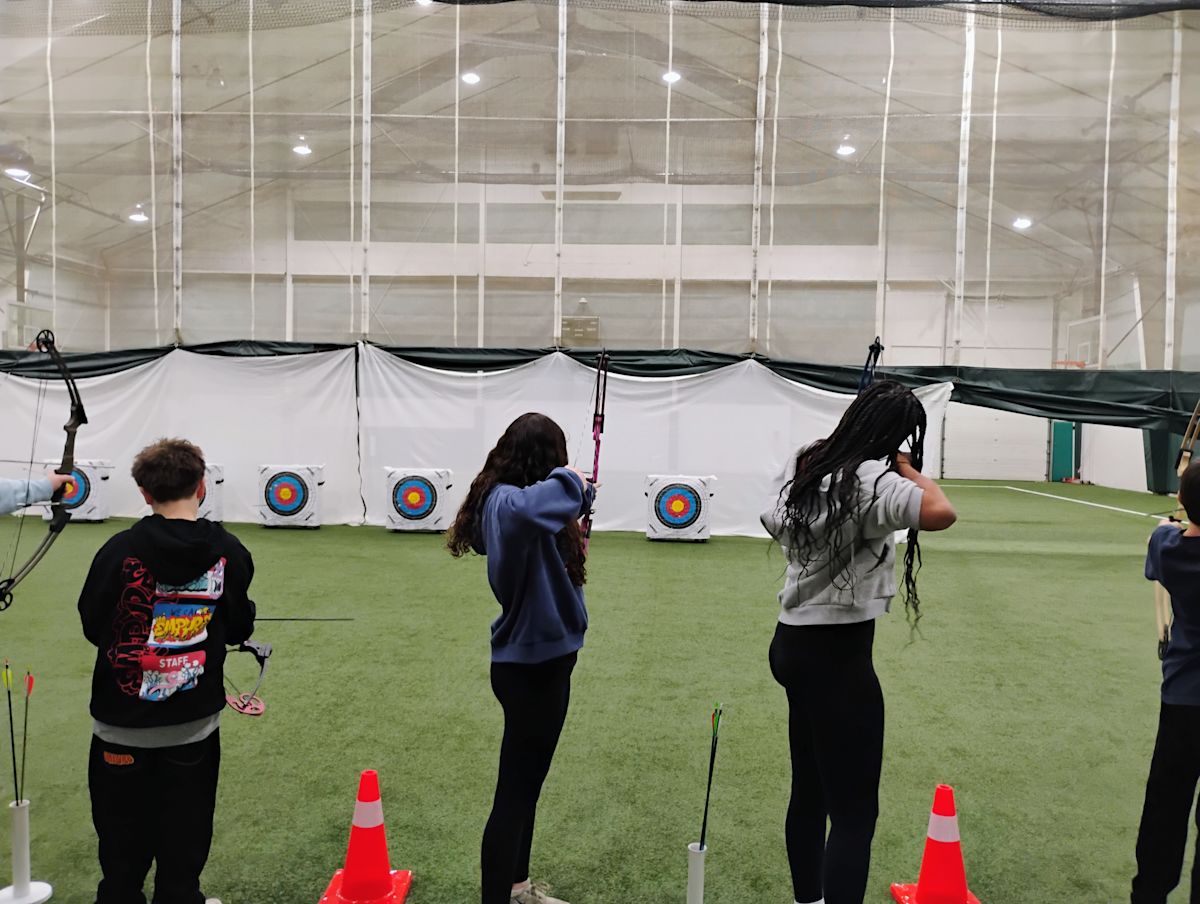 Archery Expands to Grades 3 - 8 PE Classes | News Post Page