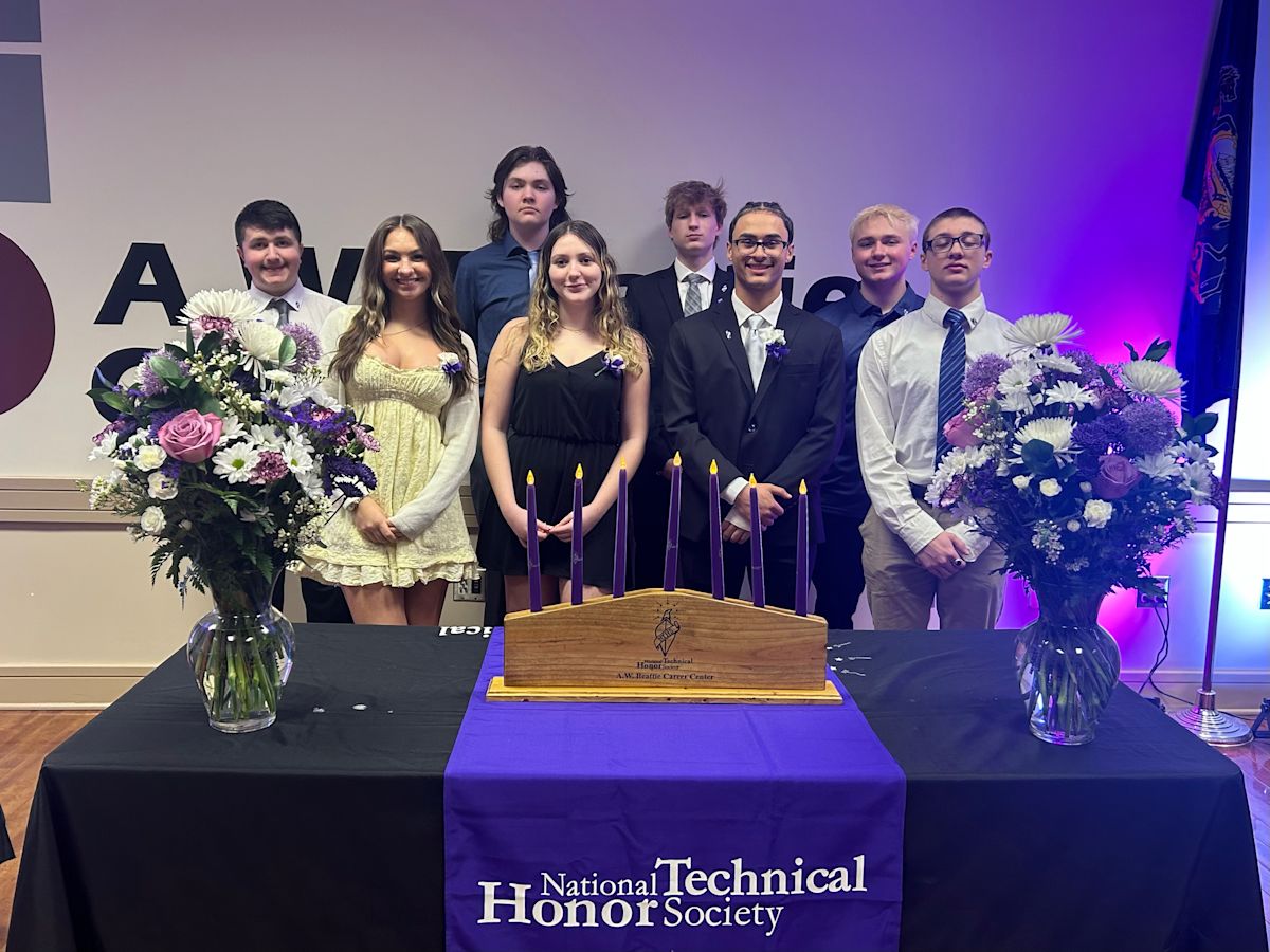 9 North Hills students inducted into National Technical Honor Society ...