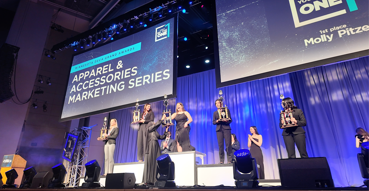 Students Advance to International DECA Conference | article
