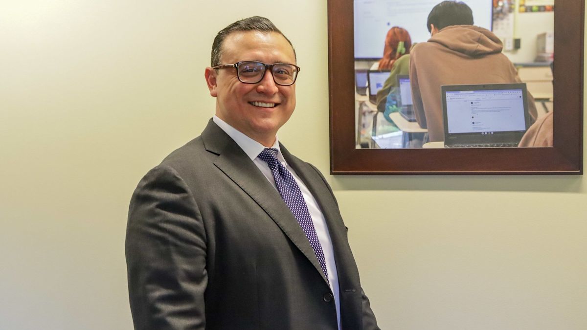 Vallejo Unified School District Hires Rubén Fernández as Assistant  Superintendent of Business Services and Operations | Solano Widenmann  Announcement Post