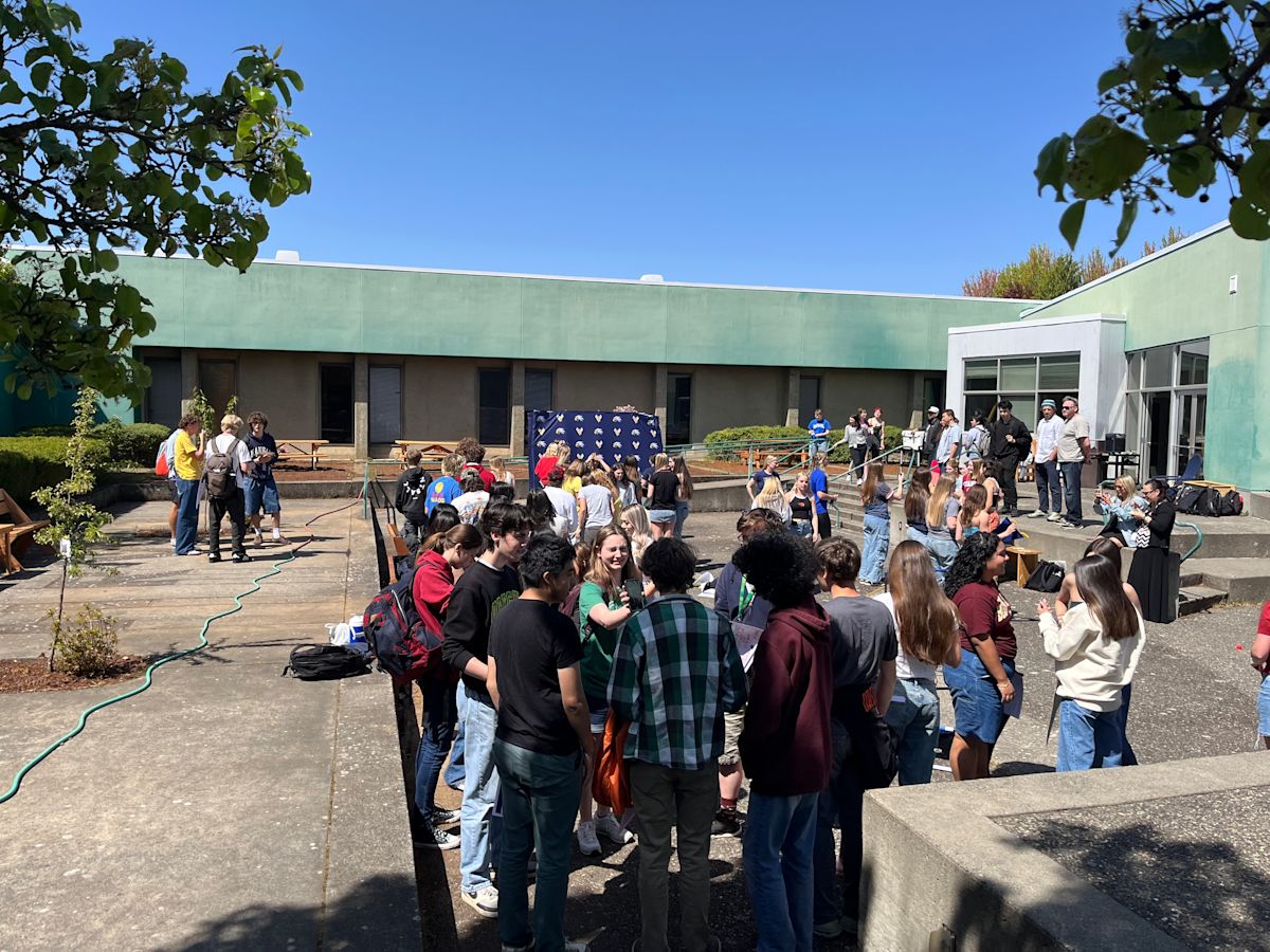 Update: Hood River Valley High School National Honor Society Courtyard ...