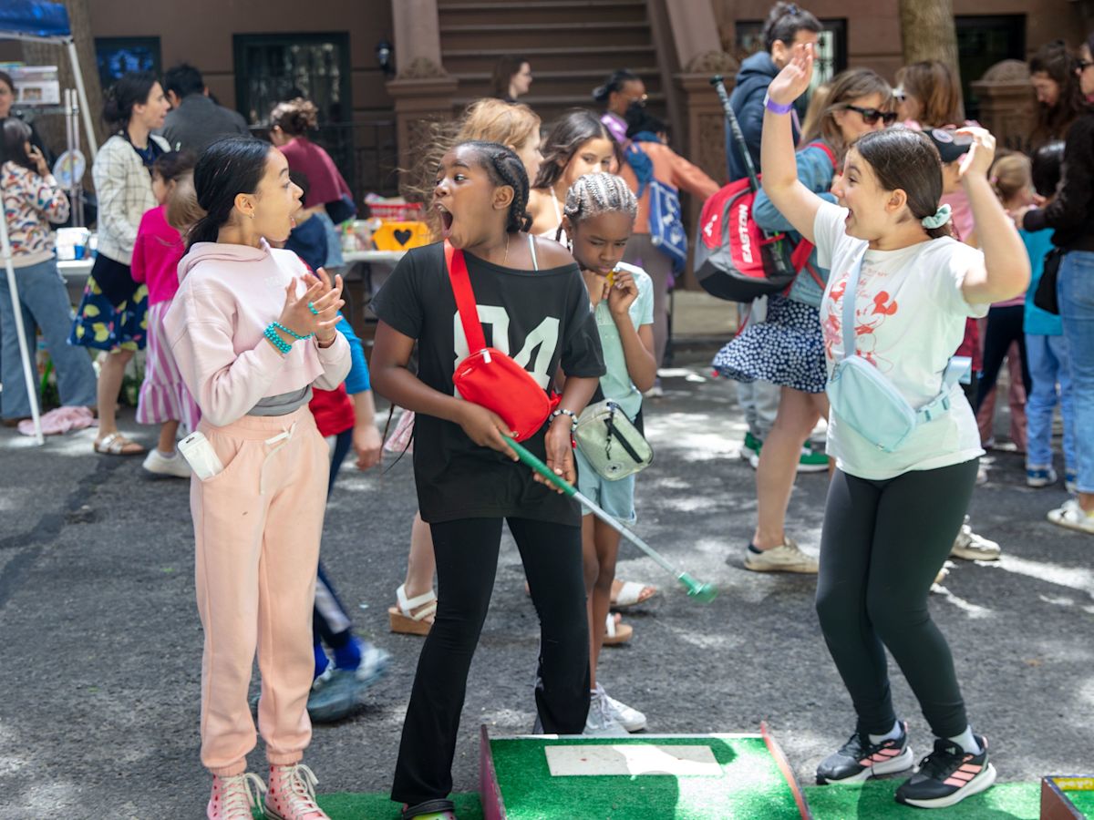 Calhoun Carnival Celebrates Spring Season | [Linked Stories — About Us]