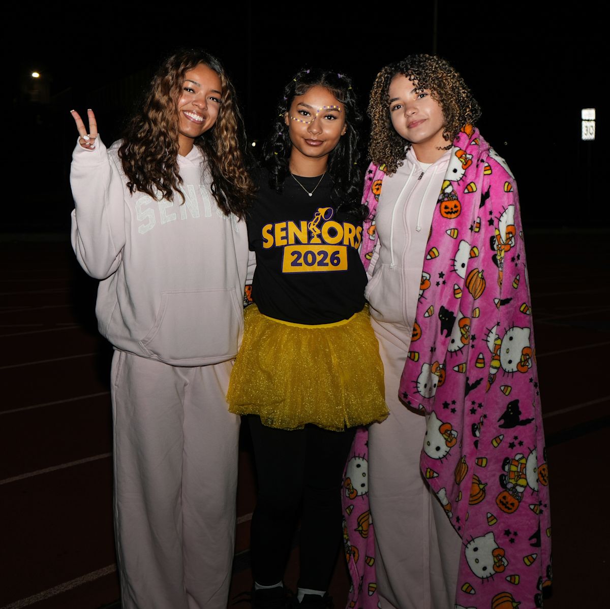 Early Risers! Senior Class Enjoys Annual Tradition | News Details