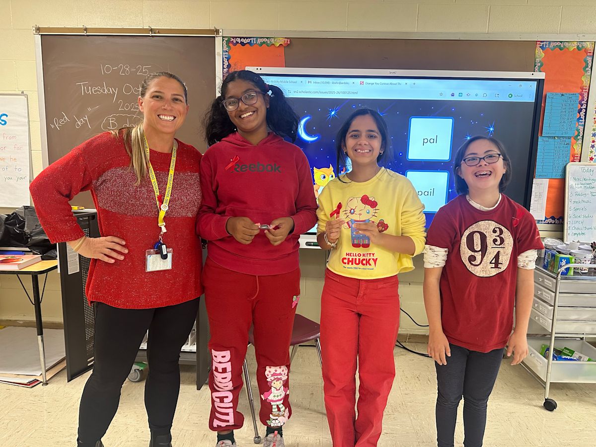 AMS Participates in Red Ribbon Week | Article