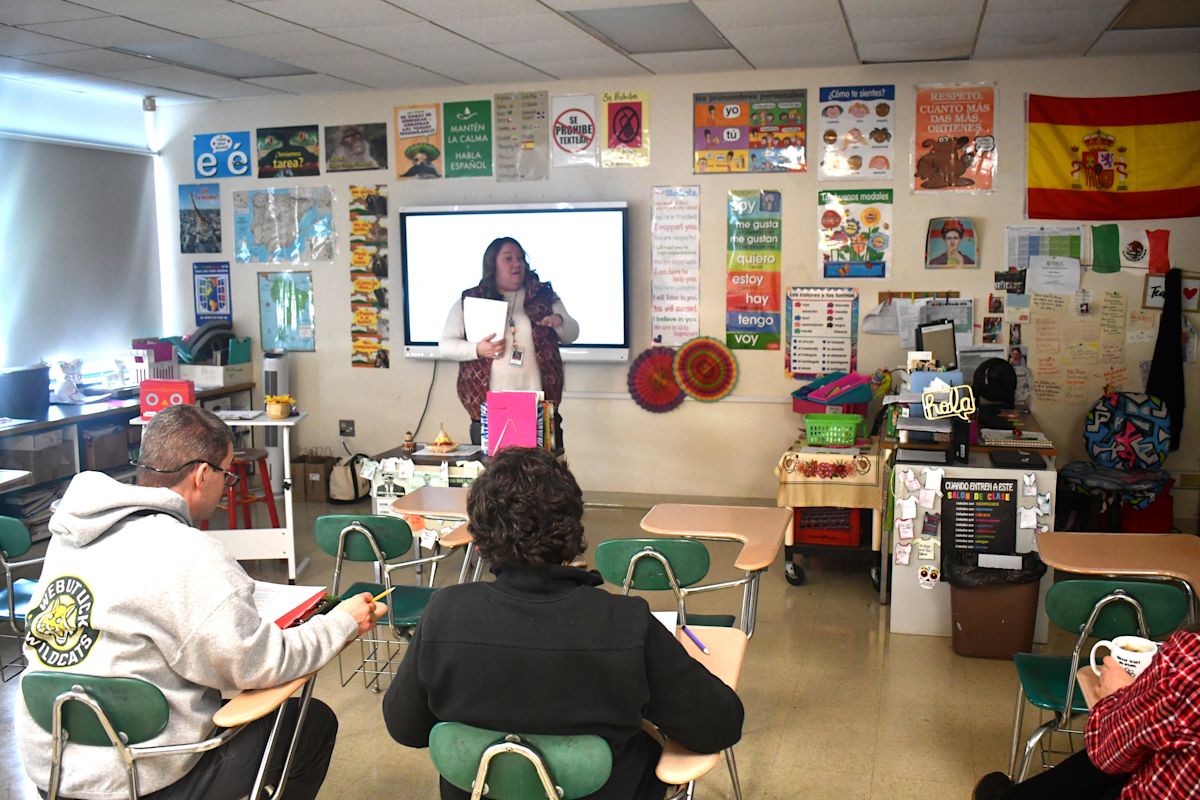 Teachers studying Spanish to communicate better with students | Default ...
