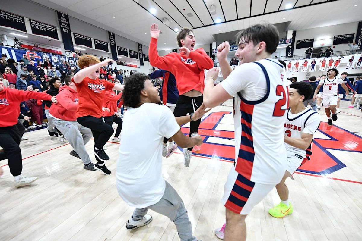 Playoff & Championship Fever! | Central Catholic High School - Lawrence