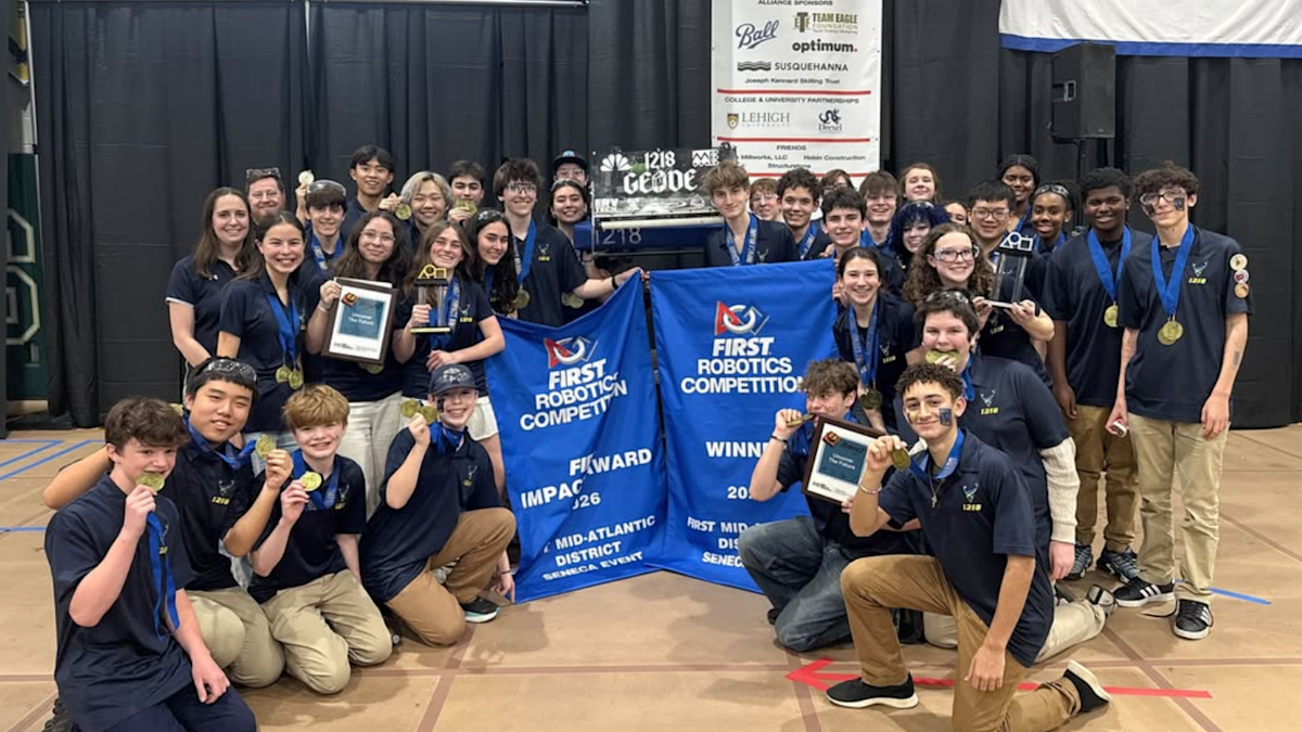 Robotics Team 1218 Makes History! | News Stories - SCH