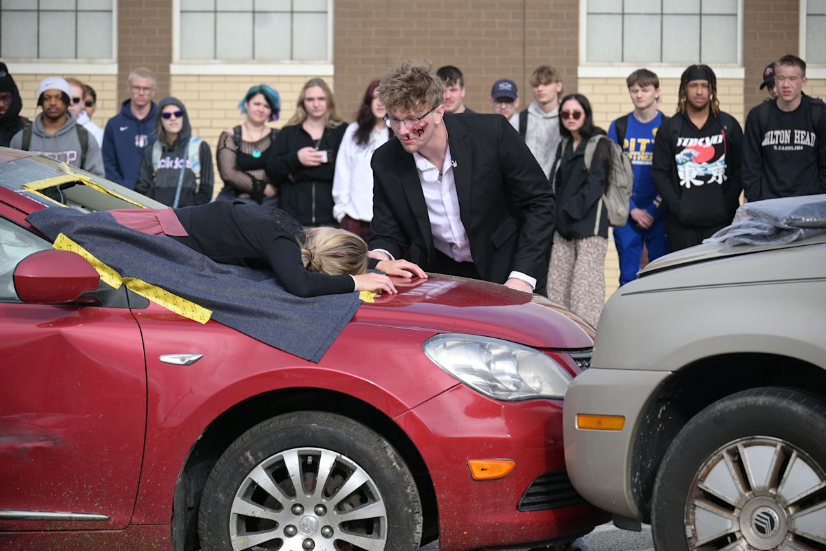 North Hills High School holding mock crash on May 1 | Details