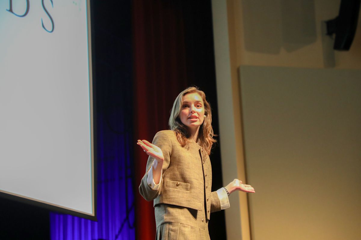 ‘No risks, no story:’ Reynolds ’11 tells CGA students to embrace ...