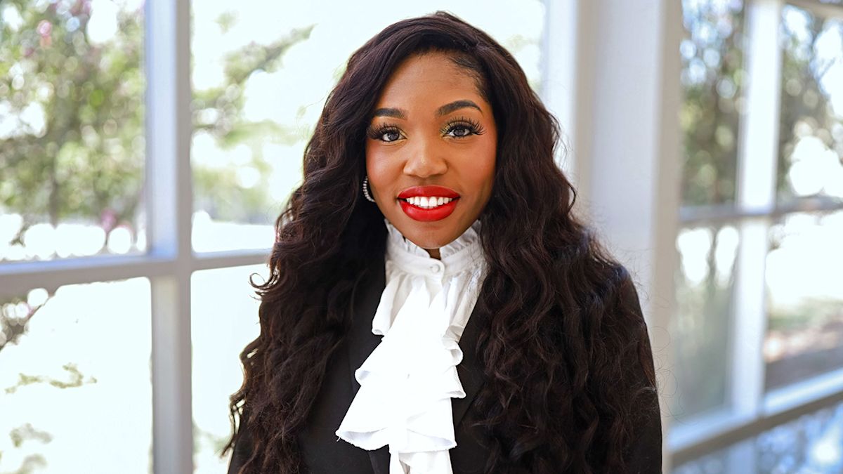 洋楽 Rappin' Principal Raigan Perez named principal of Adams Middle School | Details