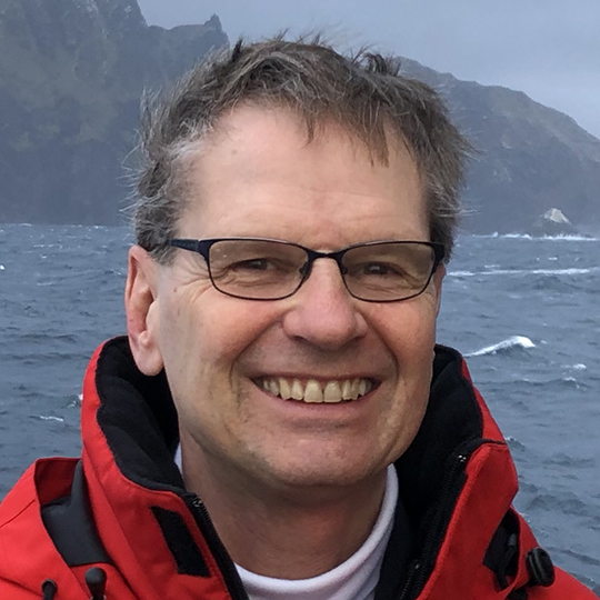 Doug Renfield-Miller FR'71 CN'01P IT'05P ES'10P (2019) | Alumni News Detail