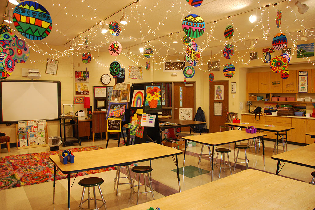 EBL Elementary School Art Room