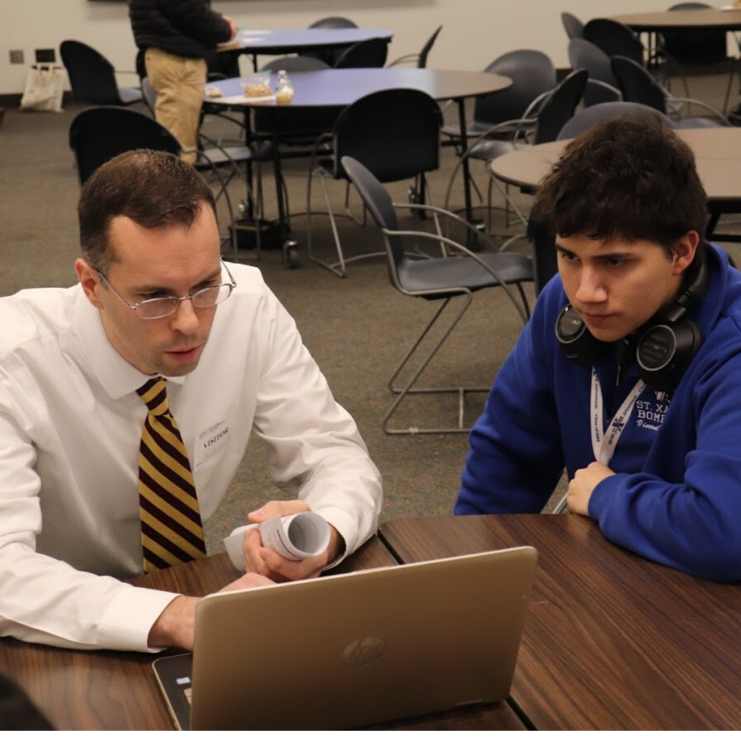 Students Work on Resumes Through Career ConneXions Details