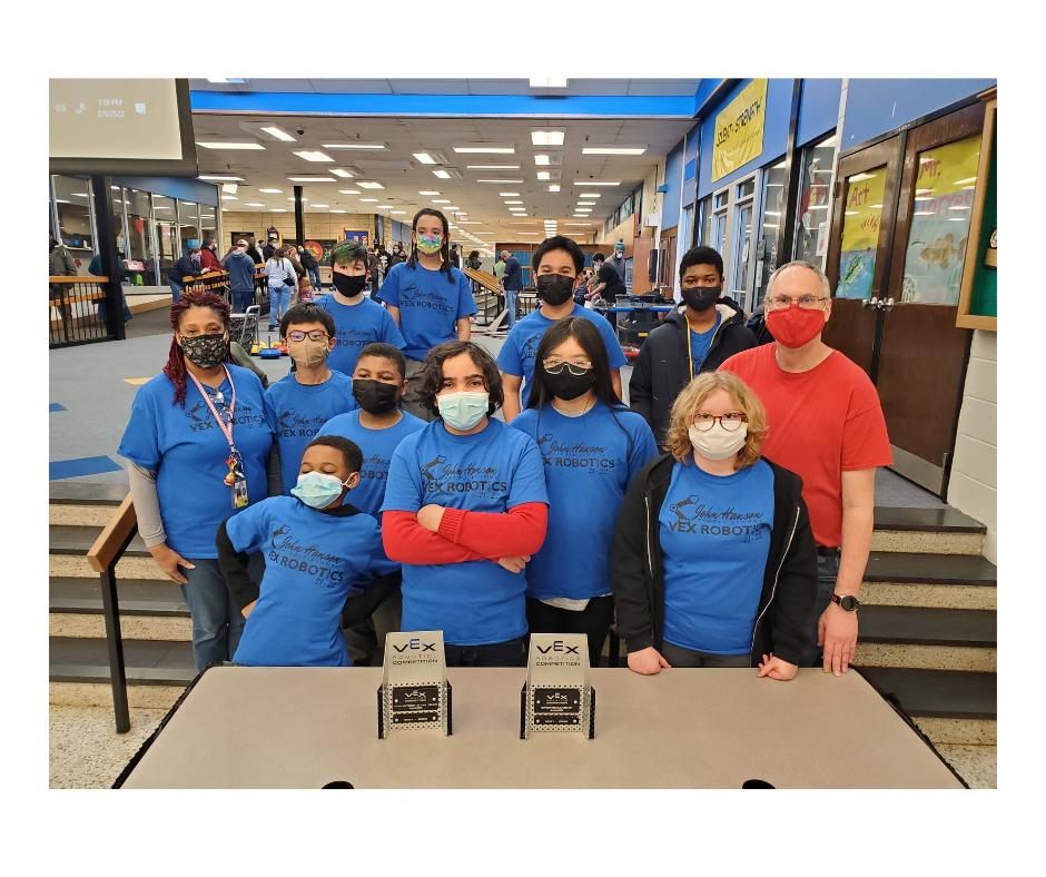 Roweb supports the development of local educational projects by sponsoring  the robotics team at the World Championships in Brazil –