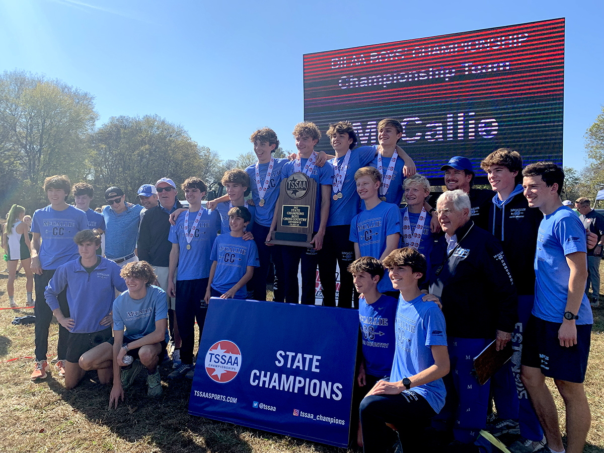 Cross country wins fourth straight state championship | News Details