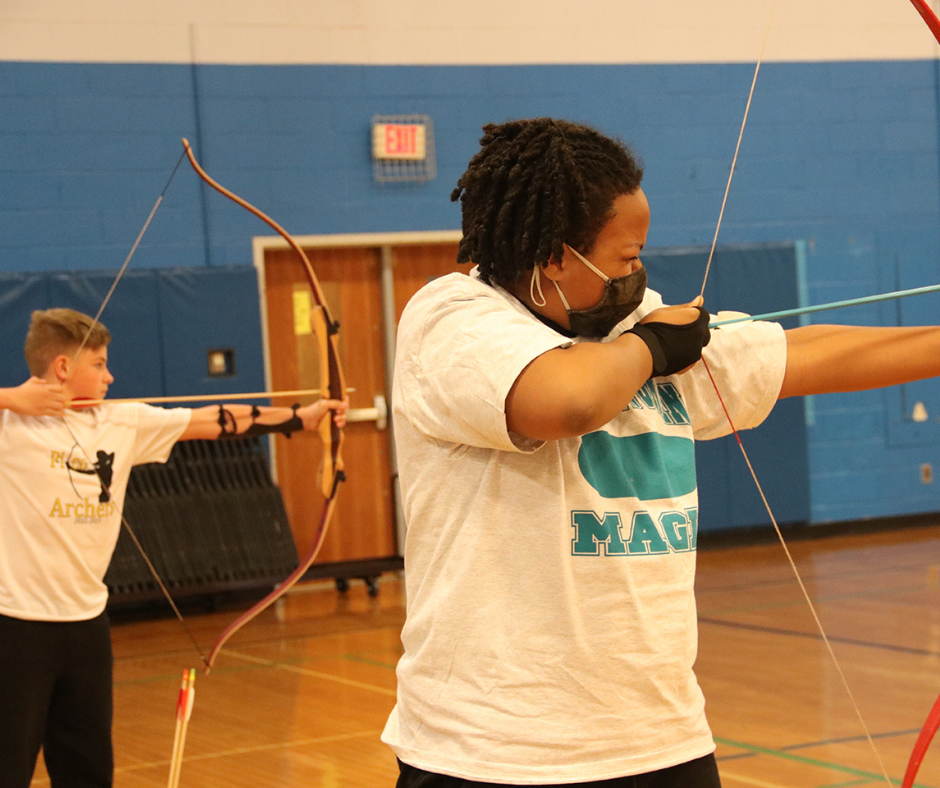 Middle school students compete in archery tournament details
