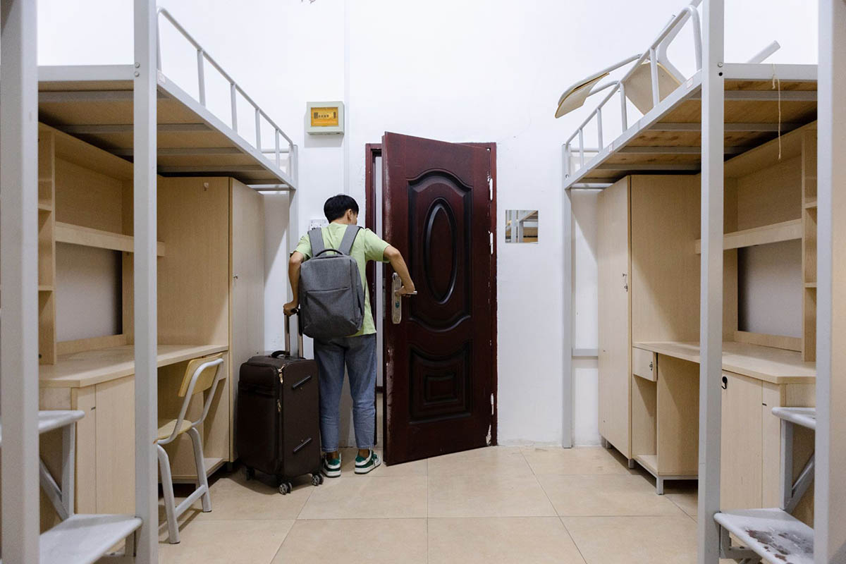 Danger Ahead Early Warning Signs of Attrition for Schools Finalsite Blog