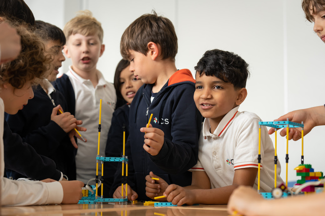 Lego Ris RIS LEGO® Club ace LEGO® Day challenges | Latest news