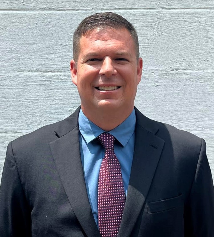 Lakewood Middle School Hires Adam Ellerbrock as New Assistant