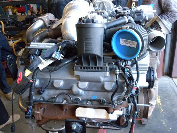 HE 4L Turbo Diesel Engine Photo 1