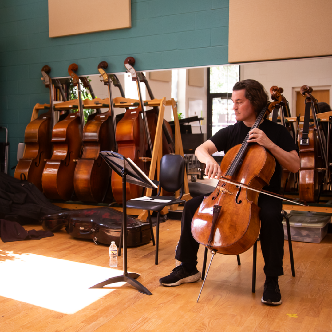 Renowned Cellist Offers Masterclass for Strings Students News