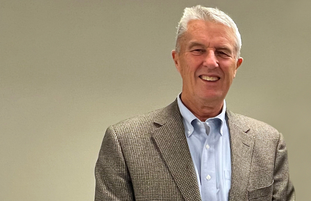 Robert Cushman '64 Awarded the Order of Ottawa | News Detail