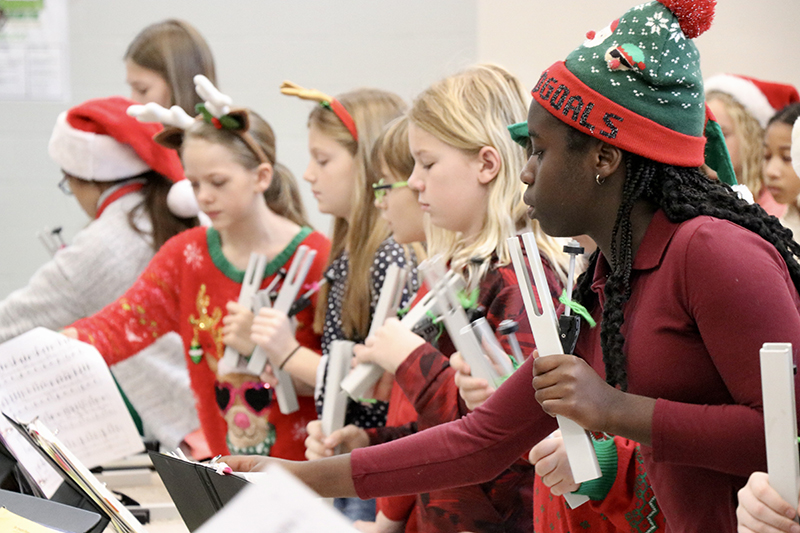 Brookwood Elementary Chimes Choir Rings in Holiday Spirit News
