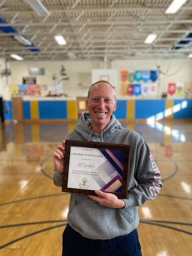 Round Hill staff member receives NYS AHPERD Amazing People Award | News ...