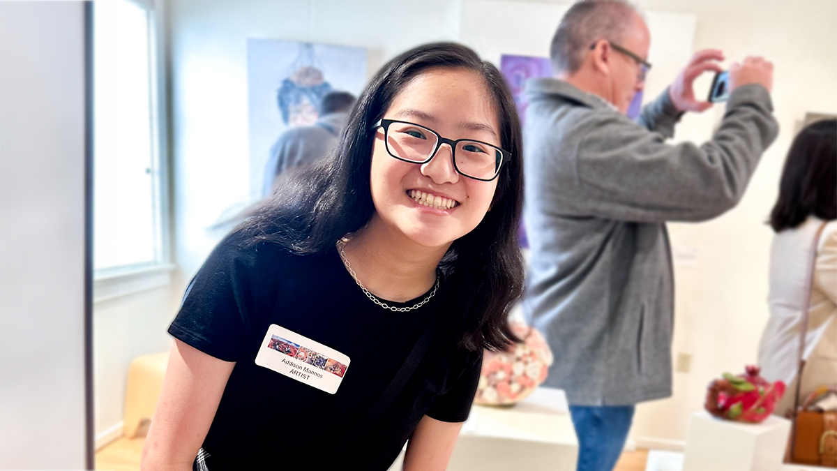 Student Art Wins an Award | News Details