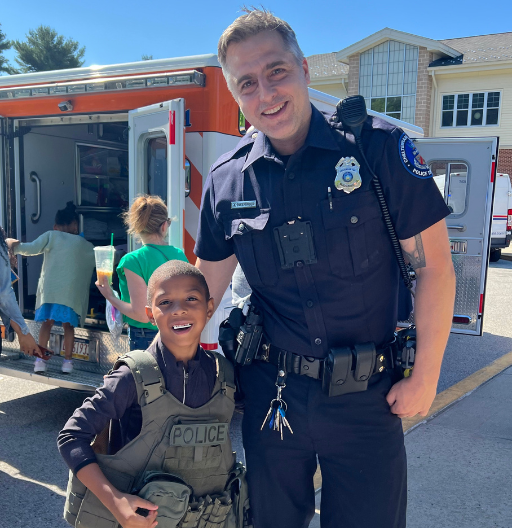 GE HOSTS THIRD ANNUAL COMMUNITY HELPER FAIR | News Details