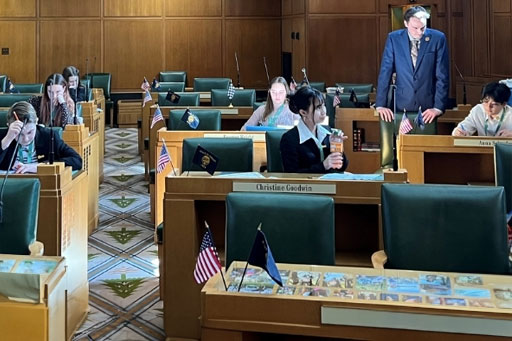 Oregon Senate Page Program | Post Details