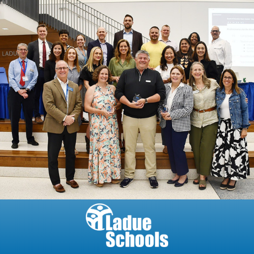 Ladue Schools Board of Education Honors Volunteers of the Year Post