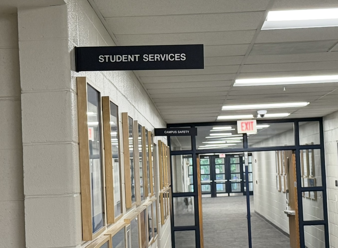 Hallway at VHHS with a sign for Student Services