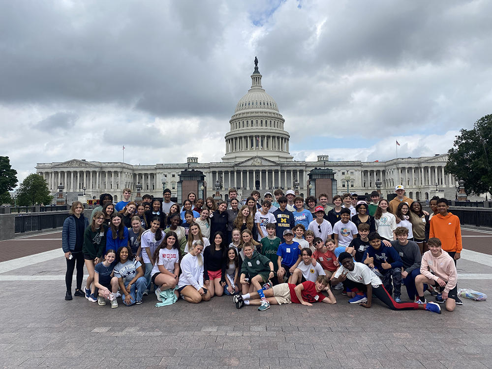 8 Grad 8th Grade Goes to Washington | USM News